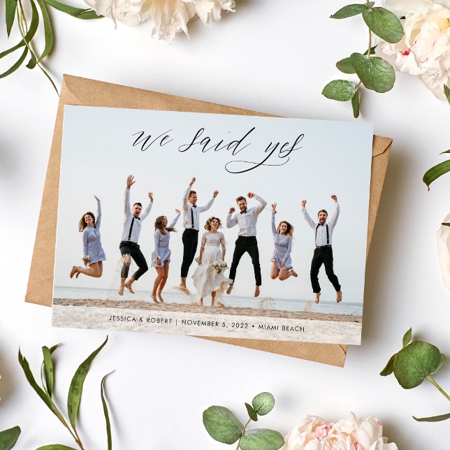 Anuncio Boda fotográfico moderno de caligrafía Minimalista (Subido por el creador)