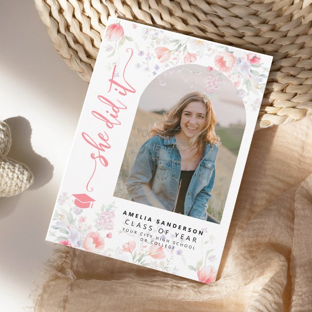 Anuncio Boho wildflower arch photo graduation  (Subido por el creador)