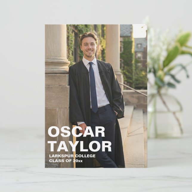 Anuncio Bold Typography Overlay Full Photo Graduation 2026 (Anverso de pie)