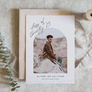 Anuncio Clase Beige de Graduación de Foto Arch 2025