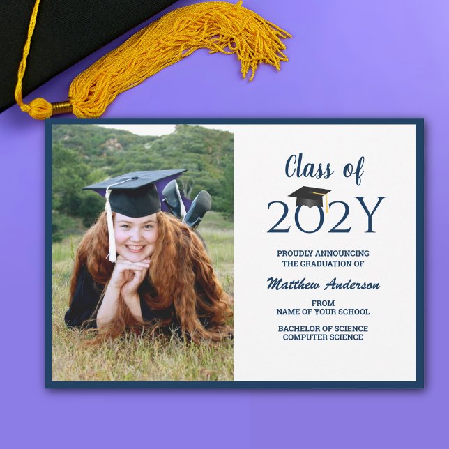 Anuncio Clase de 2024 graduado azul marino Foto Graduación (Subido por el creador)