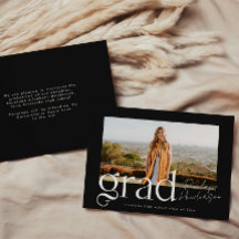 Clase simple en blanco y negro de graduación en 20