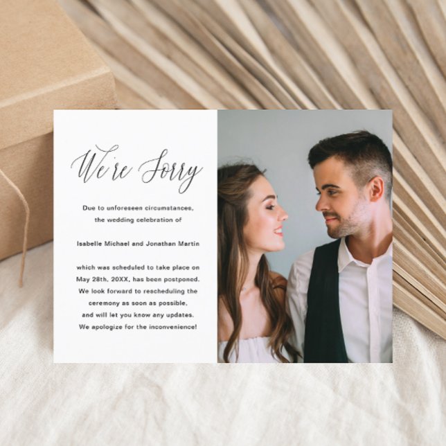 Anuncio de aplazamiento de boda en foto simple en  (Subido por el creador)