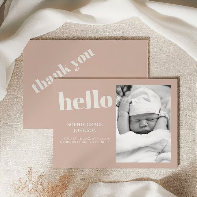 Anuncio de baby shower con tipografía de arenisca  (Subido por el creador)