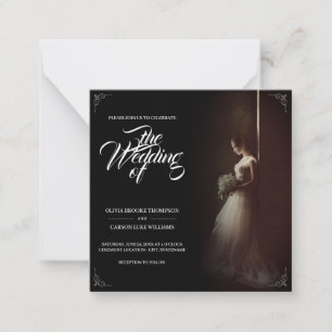Anuncio de boda con novia de pie - Clásico