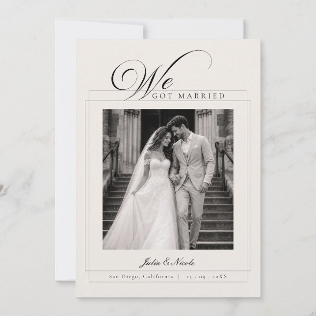 Anuncio de boda de caligrafía negro marfil (Reverso)