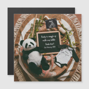 Anuncio de embarazo de Panda Neutral Boho 