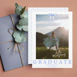 Anuncio de graduación con cinta azul Coquette y fo