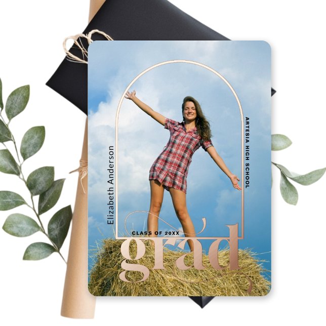 Anuncio de graduación con foto de arco de oro rosa (Subido por el creador)