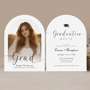 Anuncio de graduación con foto de arco elegante mo