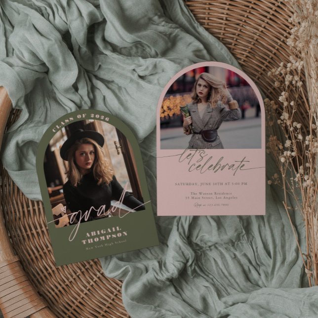 Anuncio de graduación con foto de arco verde y ros (Subido por el creador)