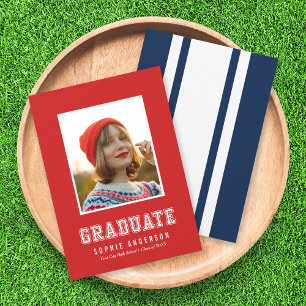 Anuncio de graduación con foto de equipo universit