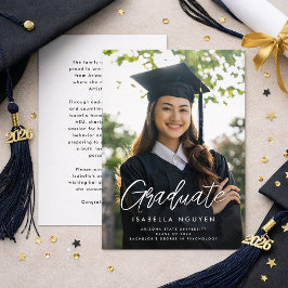 Anuncio de graduación con foto de graduado moderno