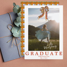 Anuncio de graduación con foto de lazo a cuadros c
