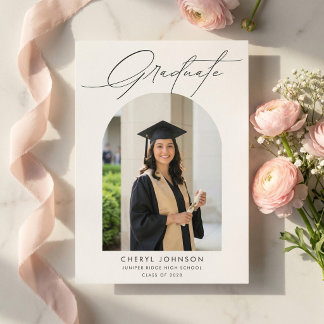 Anuncio de graduación con foto minimalista moderna