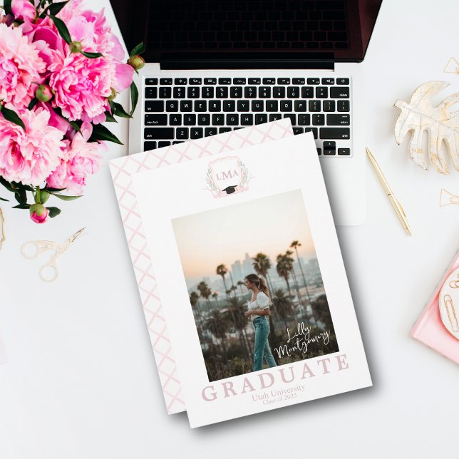 Anuncio de graduación con foto y monograma de Coqu (Subido por el creador)