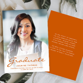 Anuncio de graduación con guión de color naranja q