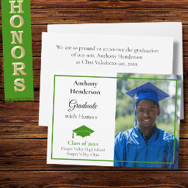 Anuncio de graduación con honores Gorra verde y fo