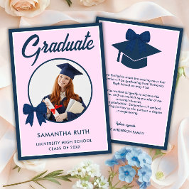 Anuncio de graduación con lazo de gingham azul mar