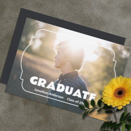 Anuncio de graduación con marco de foto geométrico