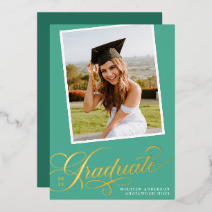 Anuncio de graduación con papel de aluminio dorado