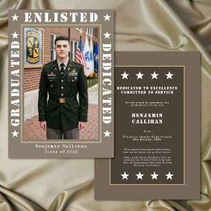 Anuncio de graduación de alistamiento militar foto