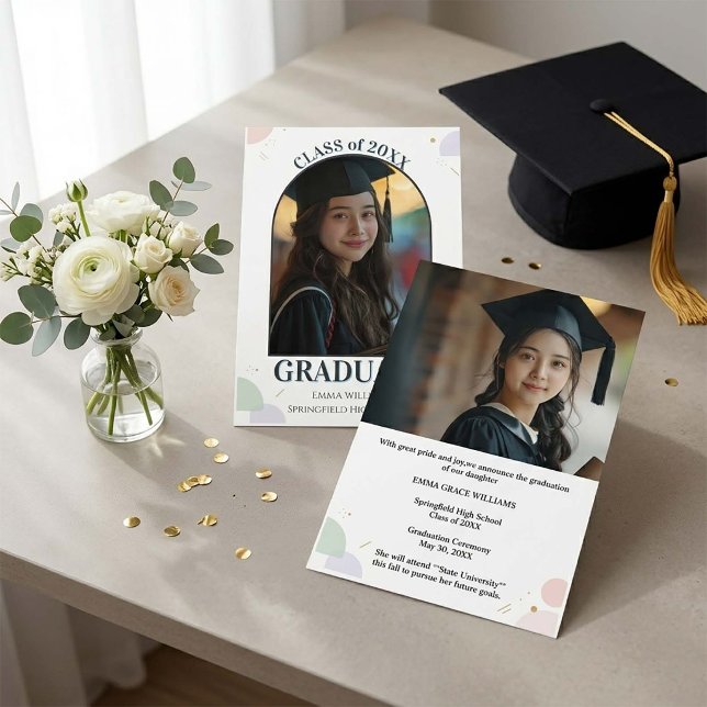 Anuncio de Graduación de Arquitectura Minimalista (Subido por el creador)