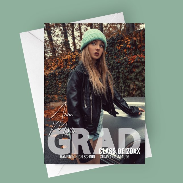 Anuncio de graduación de estilo revista moderna (Modern Magazine Styled Graduation Announcement Card)