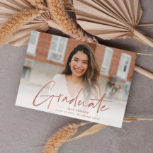 Anuncio de graduación de foto con escritura en oro