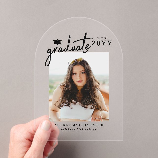 Anuncio de graduación de foto con letra moderna (Insitu (portátil))