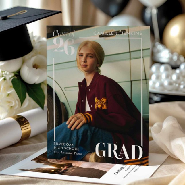 Anuncio de graduación de foto moderna (Modern Photo Grad Announcement Card)
