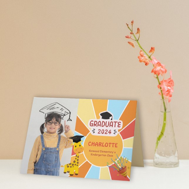 Anuncio de graduación de preescolar Sunray Kid con (Sunray Kid Preschool Photo Graduation Announcement)