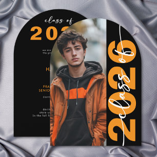 Anuncio de graduación de tipografía naranja modern