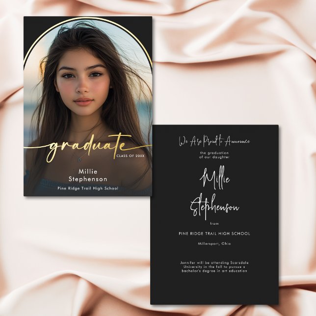 Anuncio de graduación moderno minimalista con lámi (Subido por el creador)