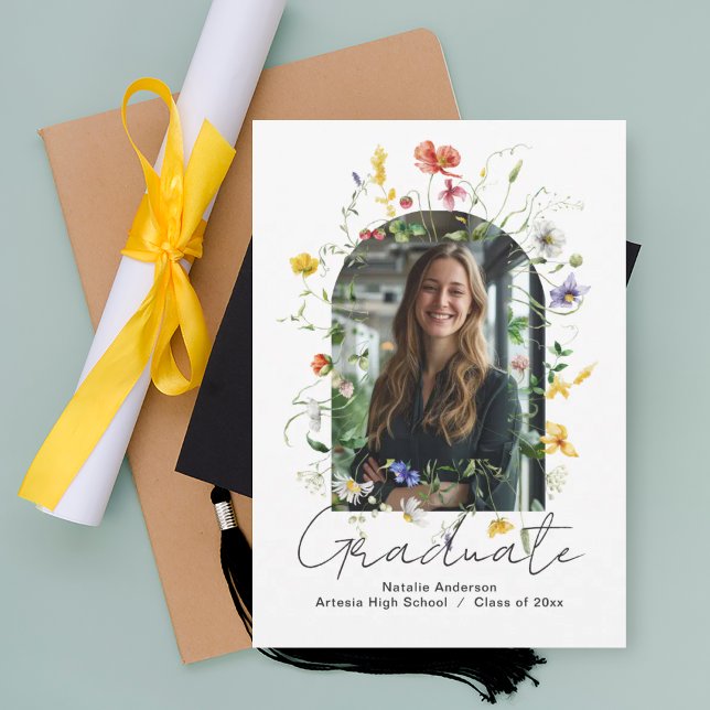Anuncio de graduado con foto de arco floral modern (Subido por el creador)