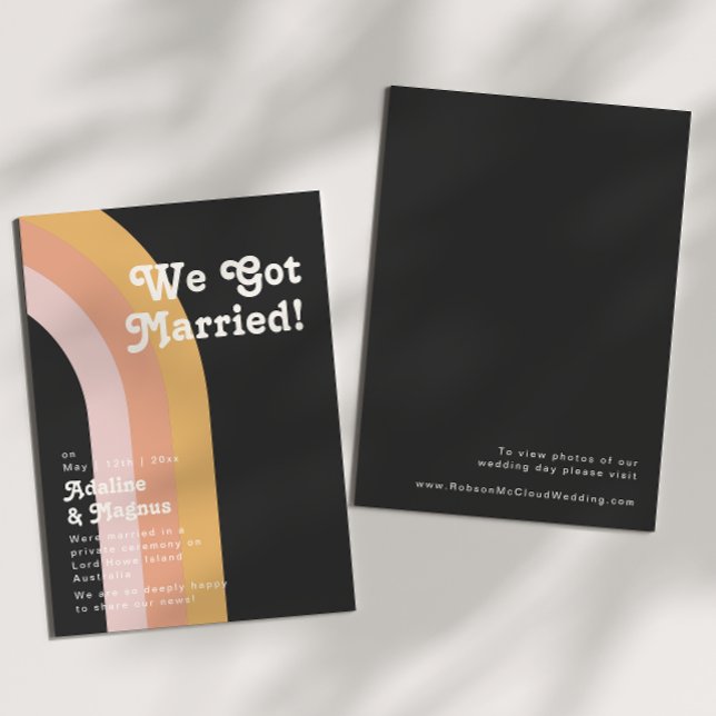 Anuncio de Huida de Amor con Estilo Retro Moderno  (Subido por el creador)