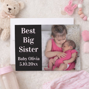Anuncio de nacimiento con foto de nueva hermana