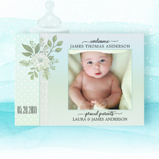 Anuncio de nacimiento de bebé con guión de retro p