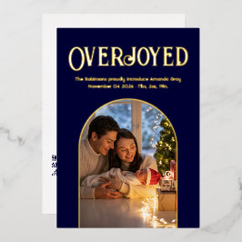 Anuncio de nacimiento de bebé en Navidad con fondo