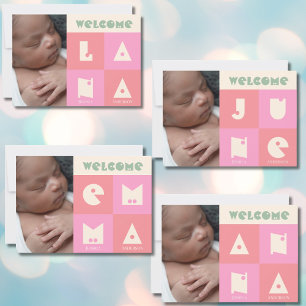 Anuncio de nacimiento de bebé niña de 4 letras