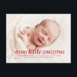 Anuncio de nacimiento de feriado de Navidades pequ<br><div class="desc">Difunde un poco de alegría de feriados mientras anuncias la llegada de tu pequeño con este anuncio de nacimiento de Navidades fotográficos de sangre completa. La parte trasera de la postal tiene espacio para un mensaje personal.</div>