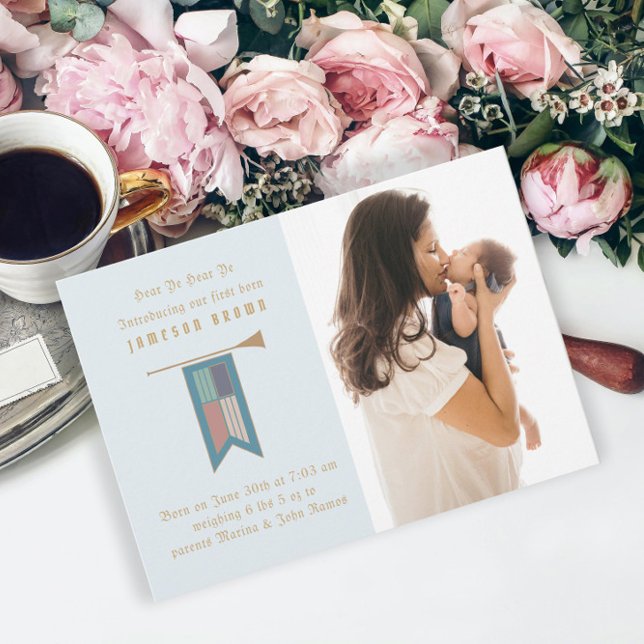 Anuncio de nacimiento de foto medieval de Hear Ye  (Subido por el creador)