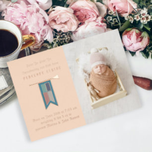 Anuncio de nacimiento de foto medieval de Hear Ye 