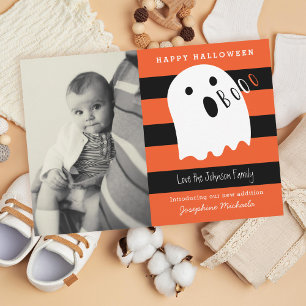 Anuncio de nacimiento de Halloween con bebé y fant