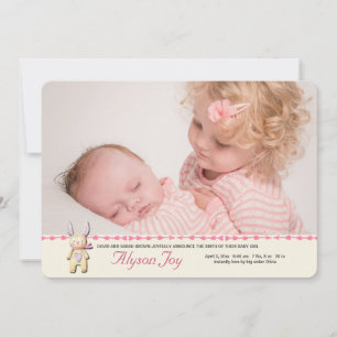 Anuncio de nacimiento de la foto de un dulce conej