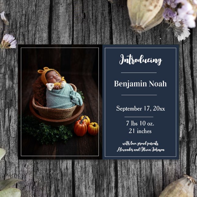 Anuncio de nacimiento de la foto simple de Navy Bl (Navy Blue Simple Photo Birth Announcement)