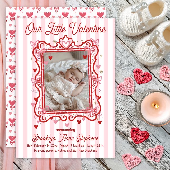 Anuncio de nacimiento de nuestra pequeña foto del  (Our Little Valentine Photo Hearts | Coquette Bows Birth Announcement -- Print | Digital Download)
