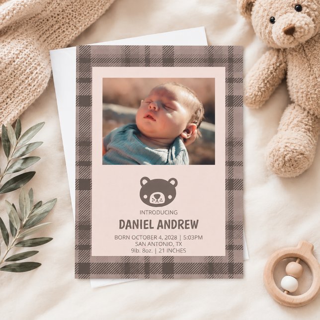 Anuncio de Nacimiento de Oso de Cuadros (Bear Photo Birth Announcement)