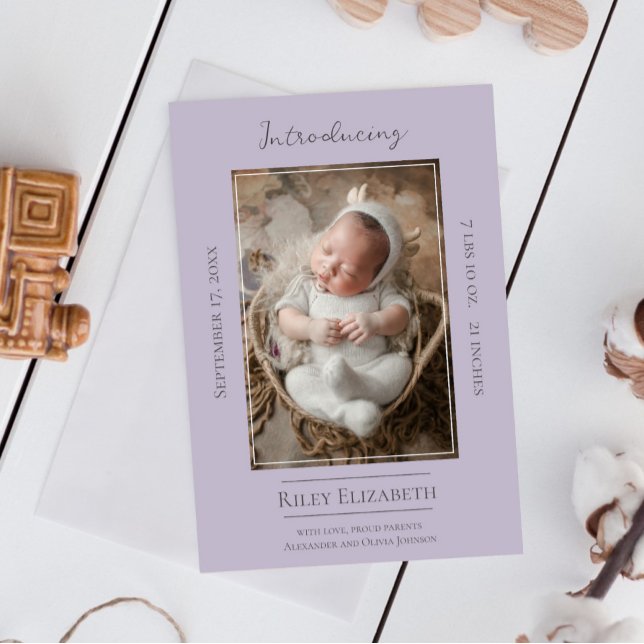 Anuncio de nacimiento de una foto moderna de Laven (Lavender Modern Photo Birth Announcement)