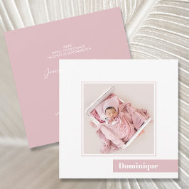 Anuncio de nacimiento mínimo simple de foto rosa